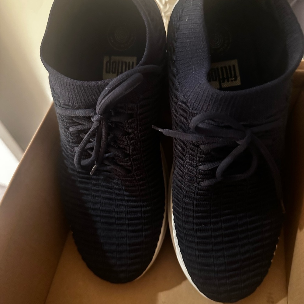 Fitflop Women's Midnight Navy blue High-Top Waffle Knit Sneakers w/Box